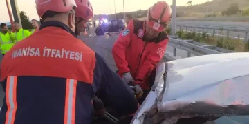 İstanbul İzmir Otobanı’nda feci kaza! 5 ölü