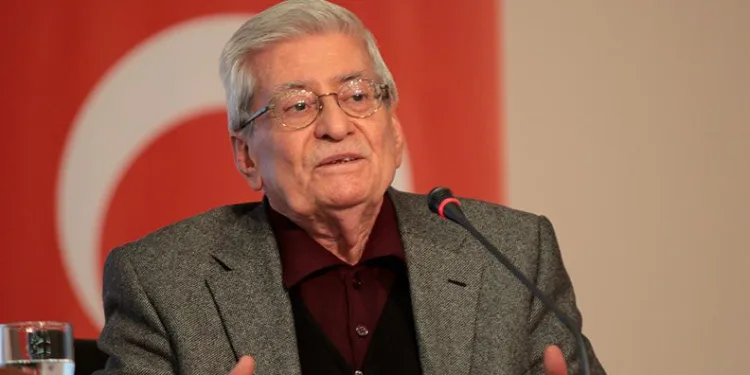 Usta yazar Rasim Özdenören hayatını kaybetti
