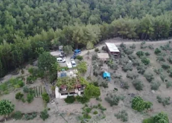 Firari FETÖ’cüler dağ evinde yakalandı