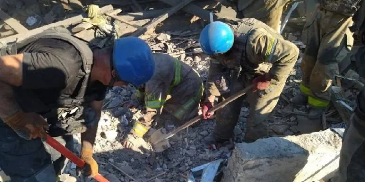 Rusya Donetsk’te kasabayı vurdu: 6 ölü