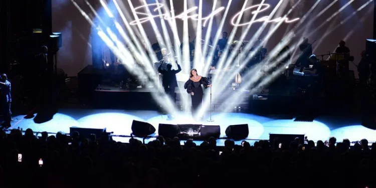 Bursa Festivali Sibel Can konseriyle final yaptı