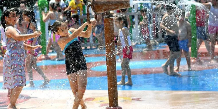 Su Oyunları Parkı’nda Bayram Eğlencesi
