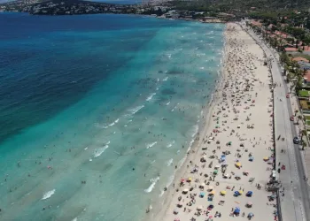 Çeşme’nin nüfusu 1 milyona dayandı
