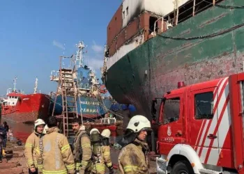 Tuzla’da gemide yangın paniği