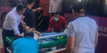 Fenalaşan yolcu otobüsle hastaneye götürüldü
