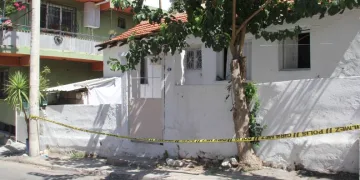 Yanlışlıkla torununu vurdu