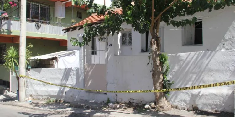 Yanlışlıkla torununu vurdu