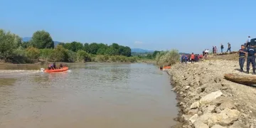 Kayıp kepçe operatörünün cenazesi bulundu
