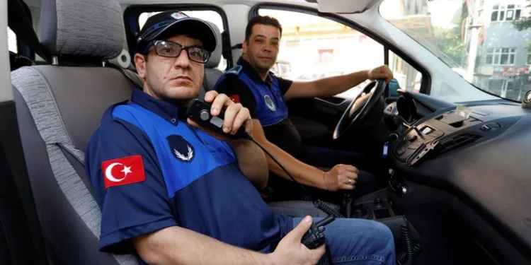 İnegöl’de engelli bireyin zabıta hayali gerçek oldu