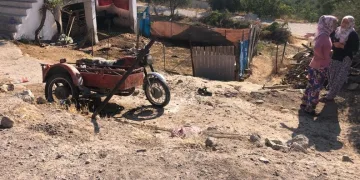 Manisa’da ekmek yapan kadının üstüne motosiklet devrildi