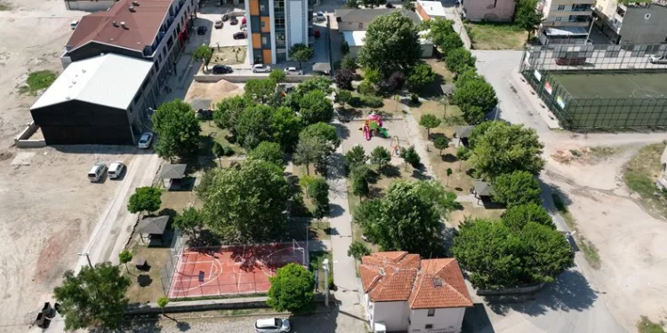 Gürsu Yakup Saraç Parkı yeni yüzüne kavuşuyor