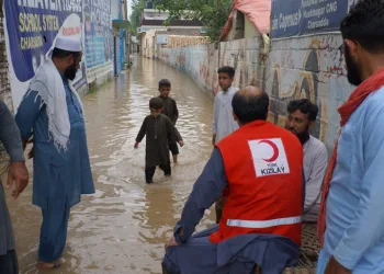 Türk Kızılay’ın Pakistan’da yardımları sürüyor