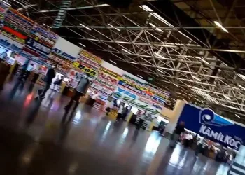 Bursa’da terminaldeki çökme anı kamerada