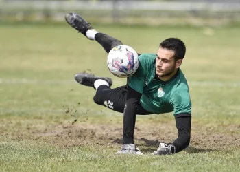 Bursaspor sabah antrenmanında taktik çalıştı