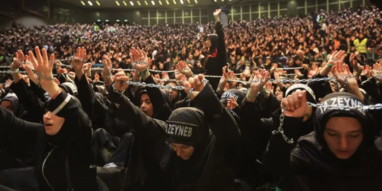 Kılıçdaroğlu, Aşura matem merasimine katıldı