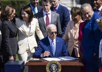 Biden, Çip ve Bilim Yasasını imzaladı