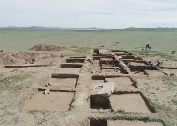 Moğolistan’da Türk liderin mezarı bulundu