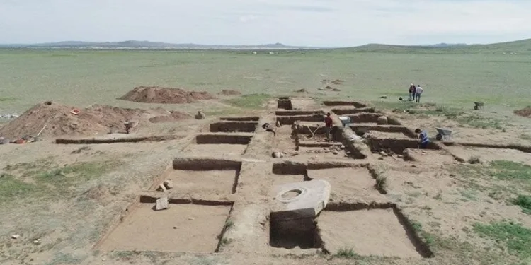 Moğolistan’da Türk liderin mezarı bulundu