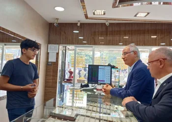AK Parti Bursa Gürsu’da esnaf ziyaretinde