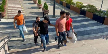 Bursa’daki duş kavgasında şüpheliler serbest bırakıldı