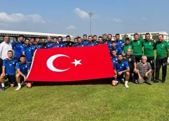 Bursa Yıldırımspor 30 Ağustos Zafer Bayramını kutladı