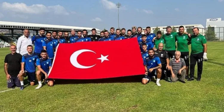 Bursa Yıldırımspor 30 Ağustos Zafer Bayramını kutladı