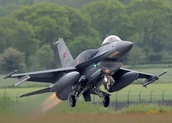 Türk F-16’lara Yunan uçaklarından taciz