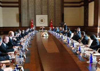 Cumhurbaşkanı Erdoğan Trabzonspor’u kabul etti