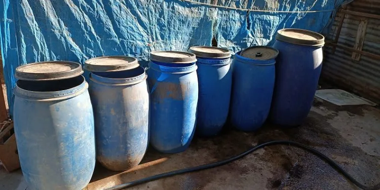 Adana’da bin 500 litre sahte içki ele geçirildi