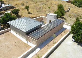 Elazığ’da 800 yıllık camiye yoğun ilgi