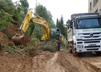 Giresun’da heyelan ve selin yaraları sarılıyor