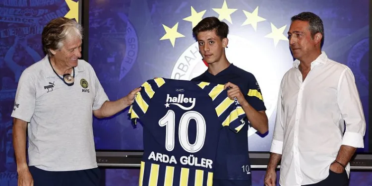 Fenerbahçe’nin yeni 10 numarası Arda Güler