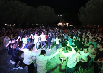 Gürsu türkülerin nağmeleriyle coştu