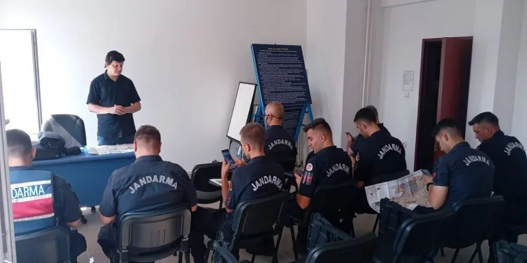 Bursa’da jandarma personeline Av Koruma-Kontrol Eğitimi