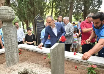 Softaoğlu Mehmed Pehlivan dualarla anıldı