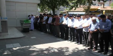 Cinayete kurban giden fırıncı mühendis toprağa verildi