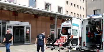 Marmara Denizi’nde 4 genç boğulma tehlikesi geçirdi