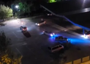 Bursa’da drift atan grup, mahalleliyi uyutmadı