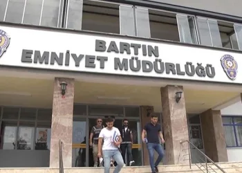 Cinsel içerikli görüntülerle şantaj: 3 tutuklu