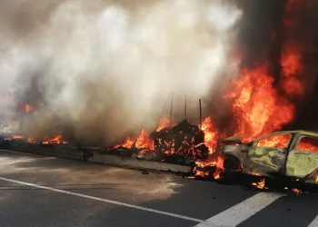 Malatya’da kaza! Araçlar küle döndü