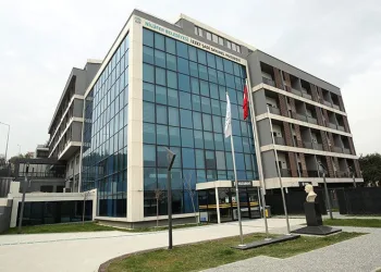 Nilüfer Belediyesi İzzet Şadi Sayarel Huzurevi hizmete başladı