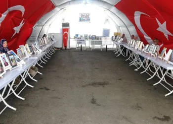 Diyarbakır’da direnişin bin 63’üncü günü