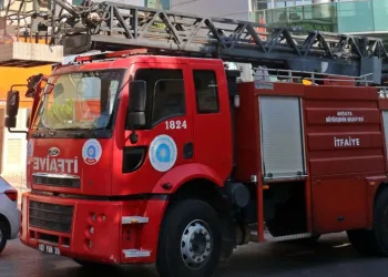Antalya’da özel hastanede korkutan yangın