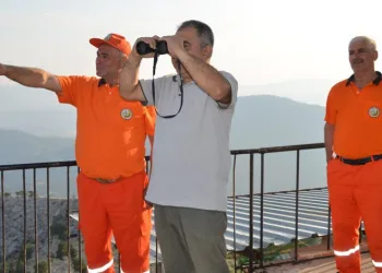 Antalya’da duman avcıları 24 saat görev başında