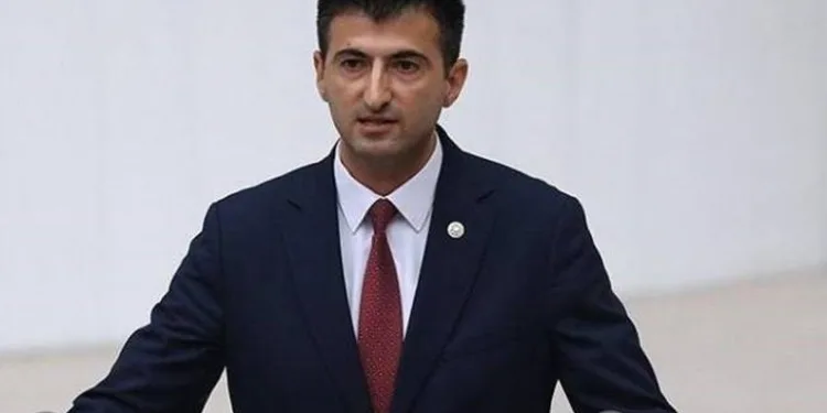 AK Parti’ye katılacak iddialarına Çelebi’den açıklama