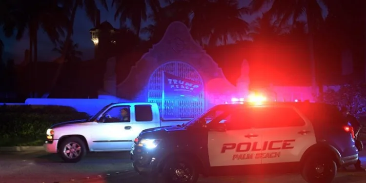 Trump’ın Florida’daki evinde FBI araması