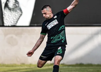 Burak Altıparmak’tan, Bursaspor’a destek