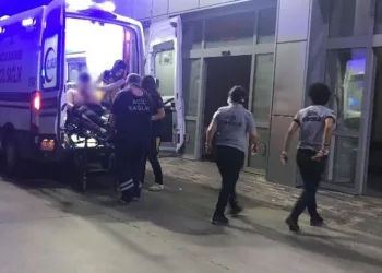 Kocaeli’de parkta kavga! 16 yaşındaki genç bıçaklandı