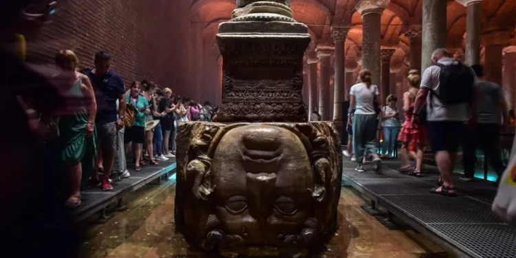 Yerebatan Sarnıcı’na turist akını