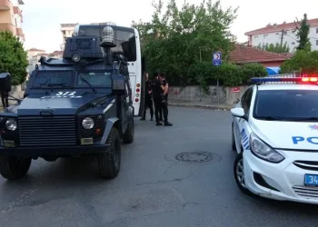 Maltepe’de taciz iddiası silahlı kavgaya dönüştü